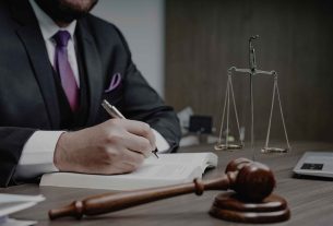 Why Global Companies Rely On Legal Consultancy Firms